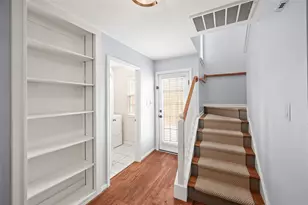 4431 Castle Ct, Houston, TX 77006 - Photo 24