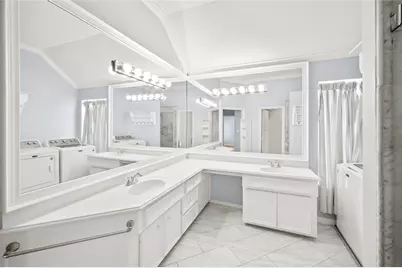 4431 Castle Court, Houston, TX 77006 - Photo 20