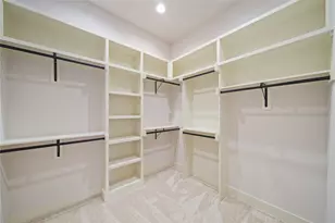 7407 Janak Dr, Houston, TX 77055 - Photo 34