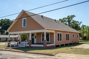 236 S Main St, Grapeland, TX 75844 - Photo 2