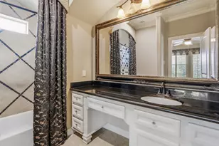 22 Sunset Park Ln, Sugar Land, TX 77479 - Photo 36