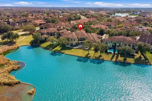 22 Sunset Park Ln, Sugar Land, TX 77479 - Photo 1