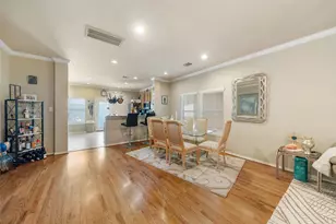544 W 27th St, Houston, TX 77008 - Photo 8