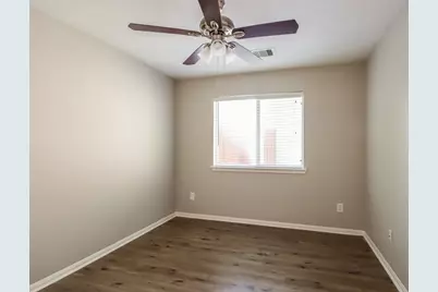 808 Dragonfly Drive, Conroe, TX 77301 - Photo 12