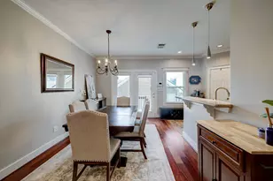 1025 W 15th 1/2 St, Houston, TX 77008 - Photo 4