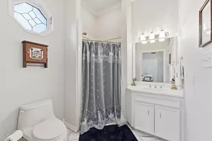 9018 Water Point Dr, Beach City, TX 77523 - Photo 22