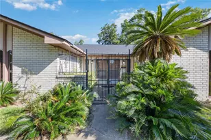 2612 Lake Park Dr, La Marque, TX 77568 - Photo 14