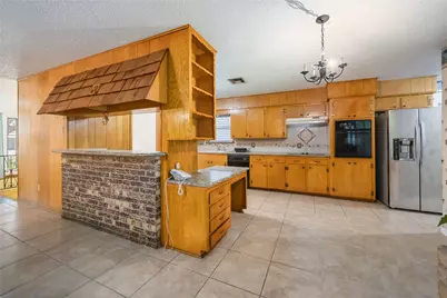 2612 Lake Park Drive, La Marque, TX 77568 - Photo 6