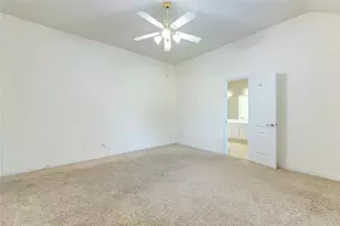 9227 Hidden Lake E, Magnolia, TX 77354 - Photo 28