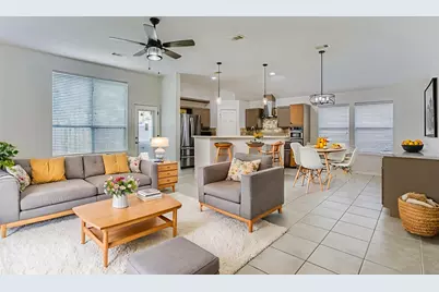 1816 Sherwood Forest Circle, League City, TX 77573 - Photo 2