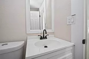 1505 Ryon St, Houston, TX 77009 - Photo 18