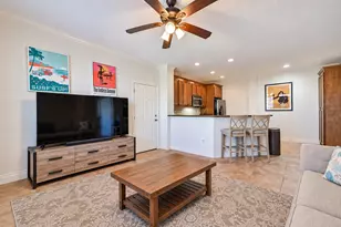 7000 Seawall Blvd, Galveston, TX 77551 - Photo 4