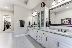 404 Summit Ridge Ct, Willis, TX 77318 - Photo 36