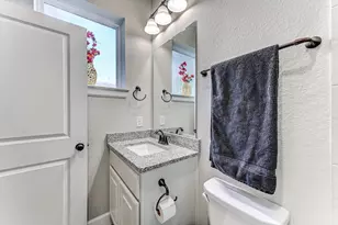 404 Summit Ridge Ct, Willis, TX 77318 - Photo 30