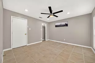 552 Roanoke Dr, Conroe, TX 77302 - Photo 12