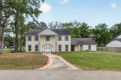 552 Roanoke Drive, Conroe, TX 77302 - Photo 1