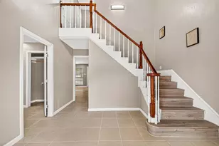 552 Roanoke Dr, Conroe, TX 77302 - Photo 2