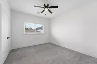 1230 Mcneil St, Houston, TX 77009 - Photo 18