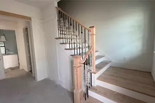 1114 Pearlwood Dr, Houston, TX 77008 - Photo 2