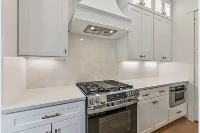 1114 Pearlwood Drive, Houston, TX 77008 - Photo 10