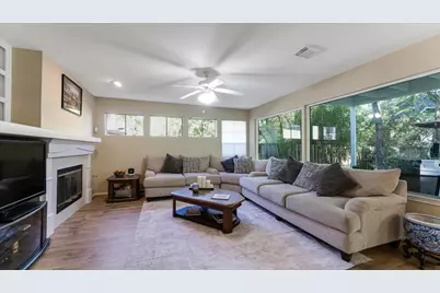 10 Owls Cove Place, The Woodlands, TX 77382 - Photo 18
