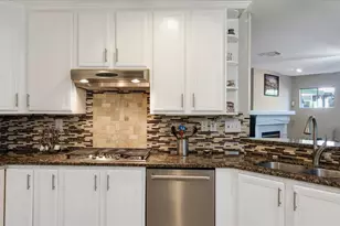 10 Owls Cove Pl, The Woodlands, TX 77382 - Photo 16