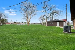 308 San Jacinto St, La Porte, TX 77571 - Photo 18