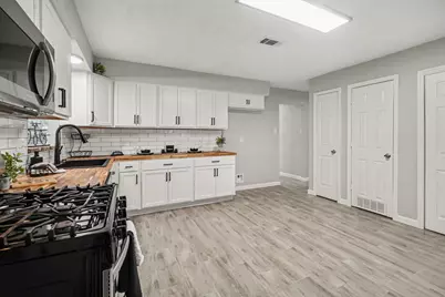 308 San Jacinto Street, La Porte, TX 77571 - Photo 10