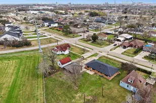 308 San Jacinto St, La Porte, TX 77571 - Photo 18