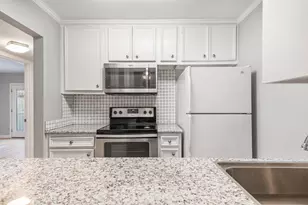 9029 Gaylord Dr, Houston, TX 77024 - Photo 8
