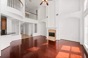 13202 Brushy Knoll Ln, Sugar Land, TX 77498 - Photo 18