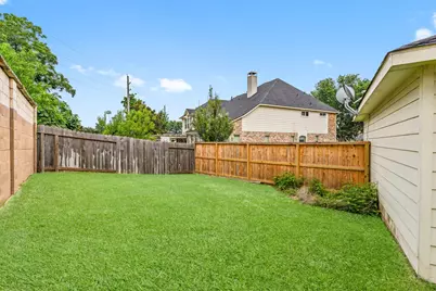 13202 Brushy Knoll Lane, Sugar Land, TX 77498 - Photo 48