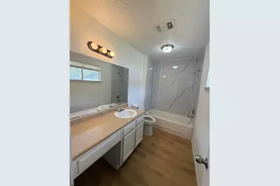 812 Jefferson Avenue #D, Cleveland, TX 77327 - Photo 18