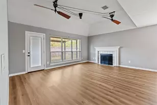 3904 Ivywood Dr, Pearland, TX 77584 - Photo 10