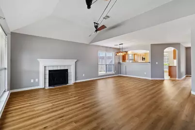 3904 Ivywood Drive, Pearland, TX 77584 - Photo 8