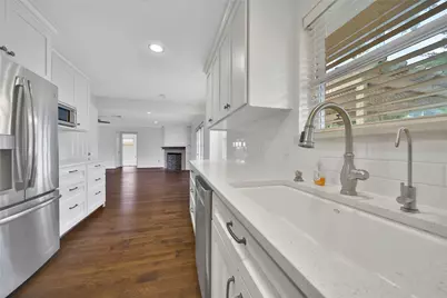 995 Curtin Street, Houston, TX 77018 - Photo 8