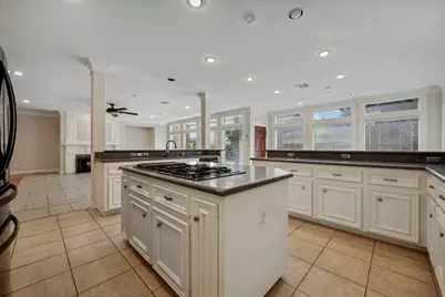 4207 Clearwater Court, Missouri City, TX 77459 - Photo 14