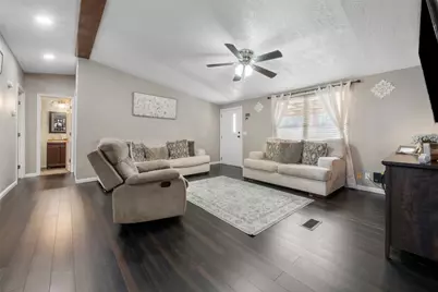 20220 Plaza Circle, Crosby, TX 77532 - Photo 8