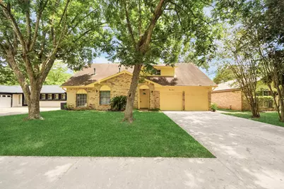9131 Rentur Drive, Houston, TX 77031 - Photo 1