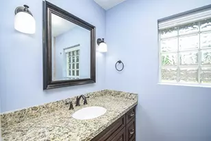 1815 Sea Queen Ct, Houston, TX 77008 - Photo 18
