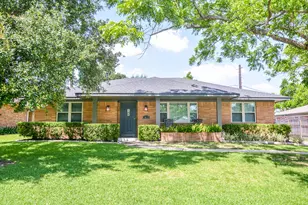 1815 Sea Queen Ct, Houston, TX 77008 - Photo 1