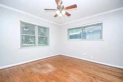 1815 Sea Queen Court, Houston, TX 77008 - Photo 20