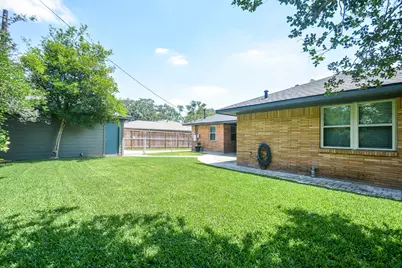 1815 Sea Queen Court, Houston, TX 77008 - Photo 26
