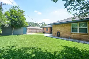 1815 Sea Queen Ct, Houston, TX 77008 - Photo 26
