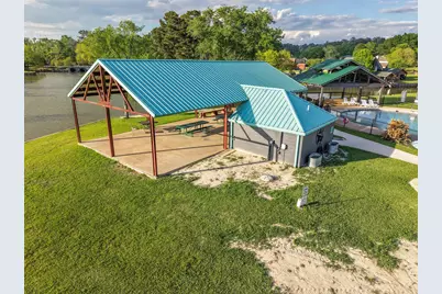 26 Hillsborough Drive, Huntsville, TX 77340 - Photo 24