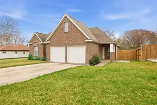 13262 Lake Breeze Ln, Willis, TX 77318 - Photo 1