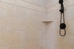 11302 Longmire Creek Ct, Conroe, TX 77304 - Photo 20