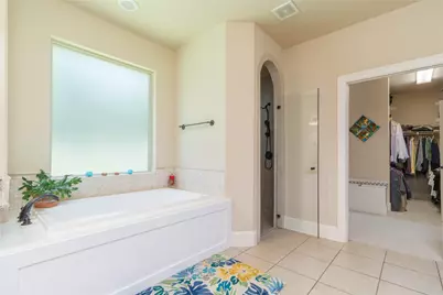 11302 Longmire Creek Court, Conroe, TX 77304 - Photo 10