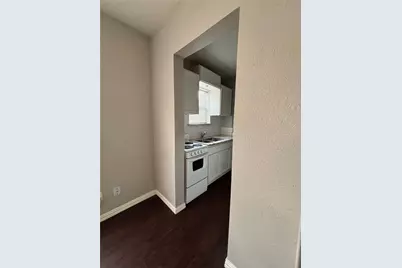 309 Hutcheson Street #1, Houston, TX 77003 - Photo 8