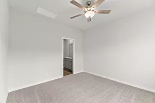 2520 Rose Quartz Dr, Texas City, TX 77591 - Photo 16